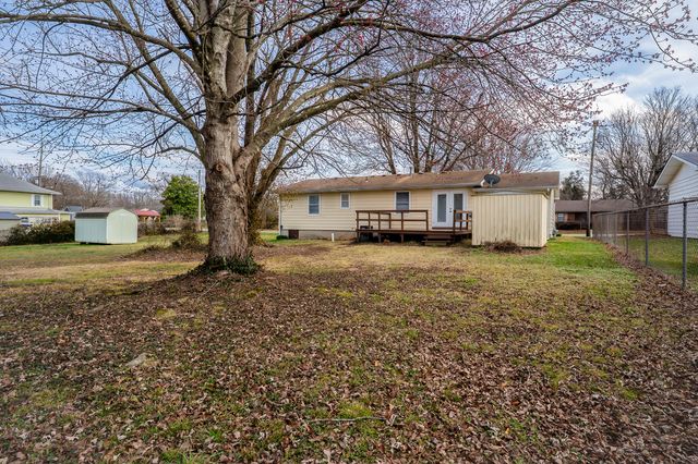 917 E Kerr Street, Springfield, MO 65803