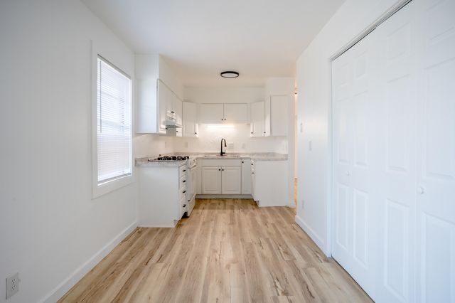 917 E Kerr Street, Springfield, MO 65803