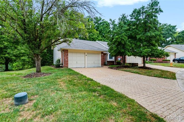 50 Willowyck Court, St Louis, MO 63146