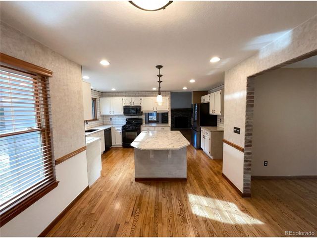 9372 Prairie View Dr, Highlands Ranch, CO 80126