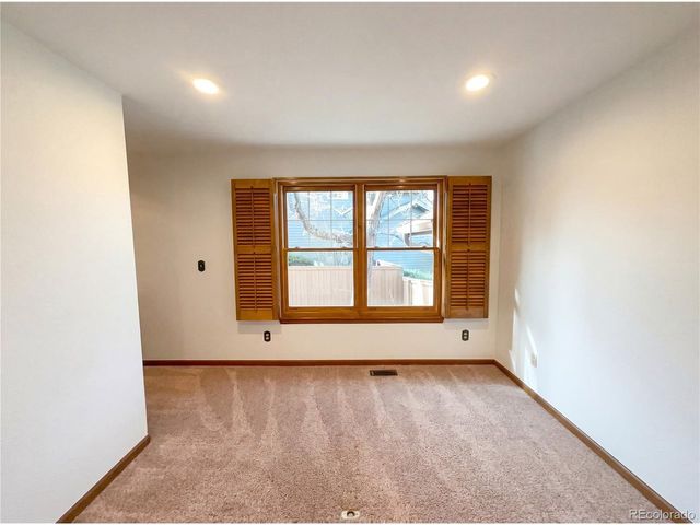 9372 Prairie View Dr, Highlands Ranch, CO 80126