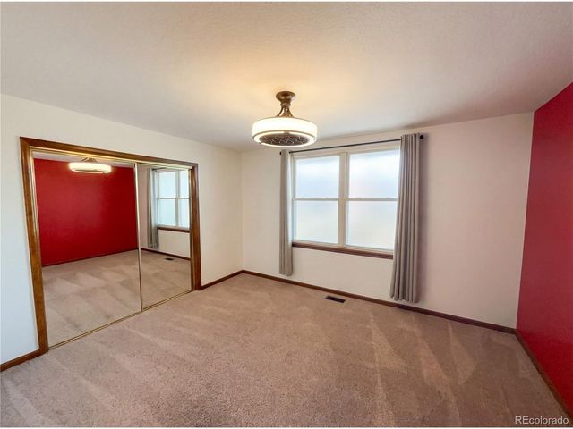 9372 Prairie View Dr, Highlands Ranch, CO 80126