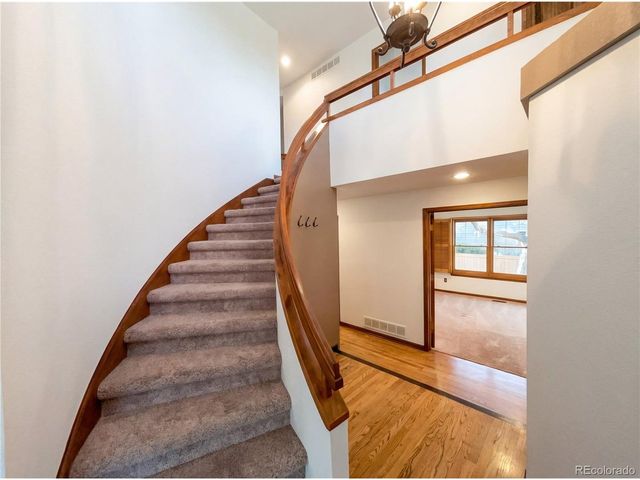 9372 Prairie View Dr, Highlands Ranch, CO 80126