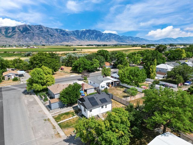 25 W 400 S, Tremonton, UT 84337