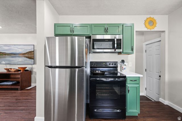 25 W 400 S, Tremonton, UT 84337