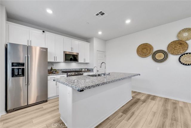 683 E Joseph Privado, Ontario, CA 91761