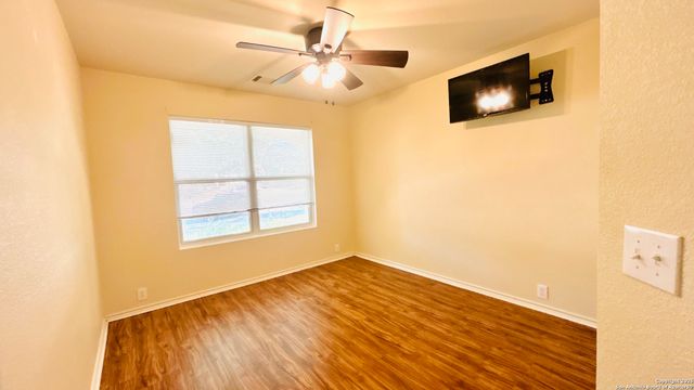 5132 Columbia, Schertz, TX 78108