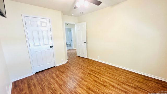 5132 Columbia, Schertz, TX 78108