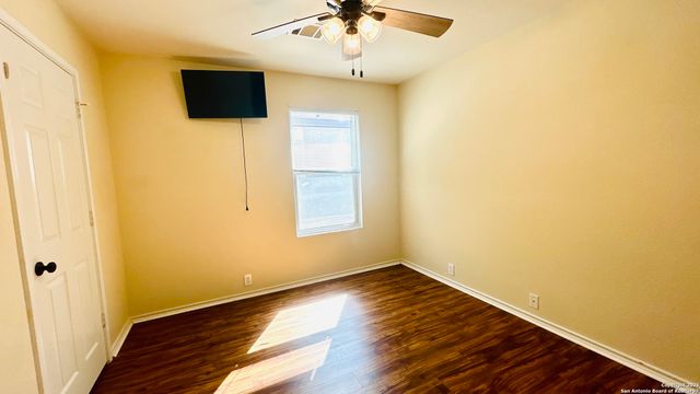 5132 Columbia, Schertz, TX 78108