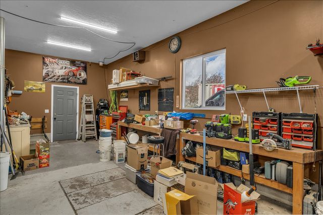 7349 ROSE CREEK LN, Herriman, UT 84096