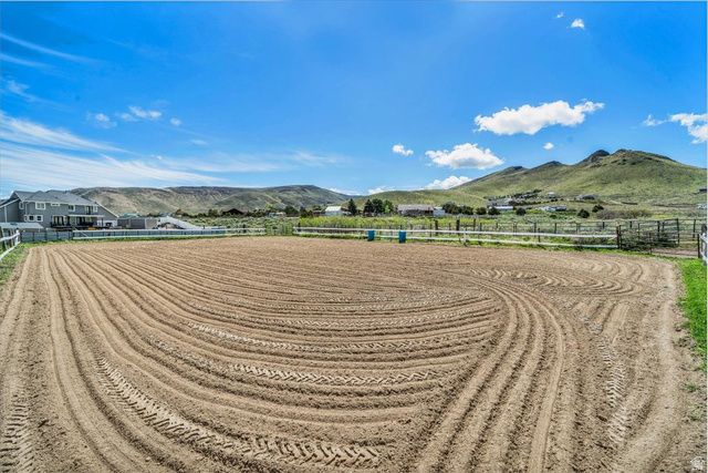 7349 ROSE CREEK LN, Herriman, UT 84096
