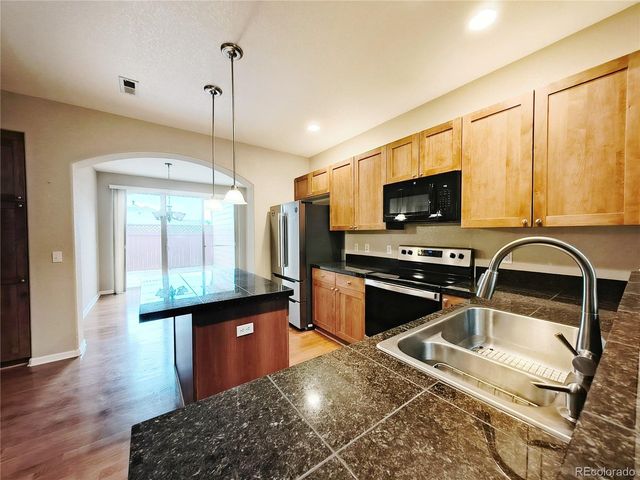 8555 Gold Peak Dr F, Highlands Ranch, CO 80130