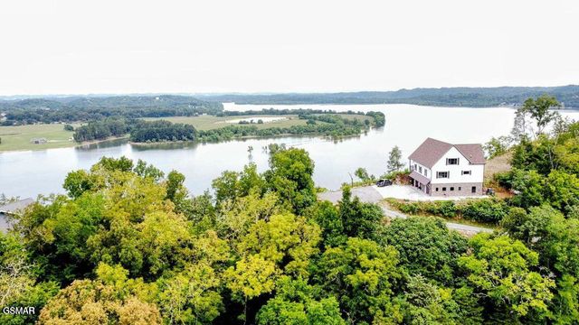313 River Bluff Way, Newport, TN 37821