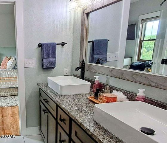 313 River Bluff Way, Newport, TN 37821