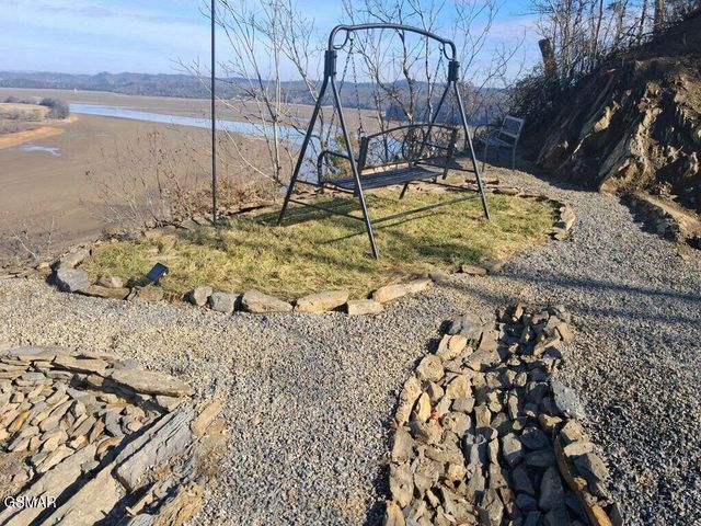 313 River Bluff Way, Newport, TN 37821