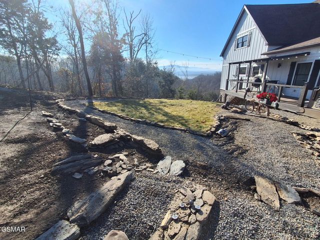 313 River Bluff Way, Newport, TN 37821