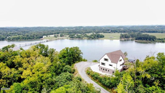 313 River Bluff Way, Newport, TN 37821