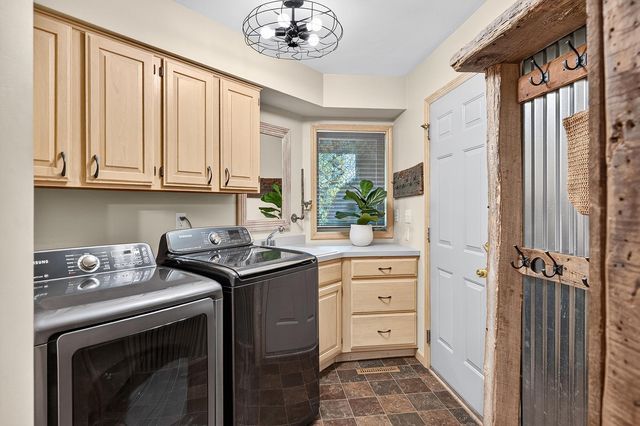 6518 Gleason Court, Edina, MN 55436