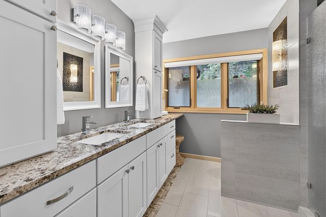 6518 Gleason Court, Edina, MN 55436