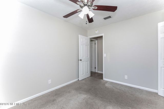 8251 VERMANTH Road, Jacksonville, FL 32211