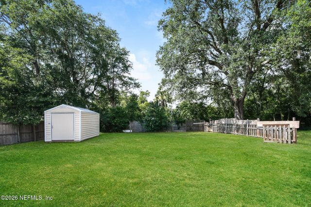 8251 VERMANTH Road, Jacksonville, FL 32211