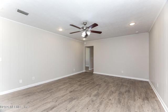 8251 VERMANTH Road, Jacksonville, FL 32211