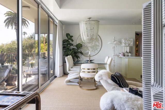 818 N Doheny Drive 302, West Hollywood, CA 90069