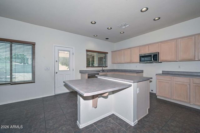 6615 W EL CORTEZ Place, Phoenix, AZ 85083