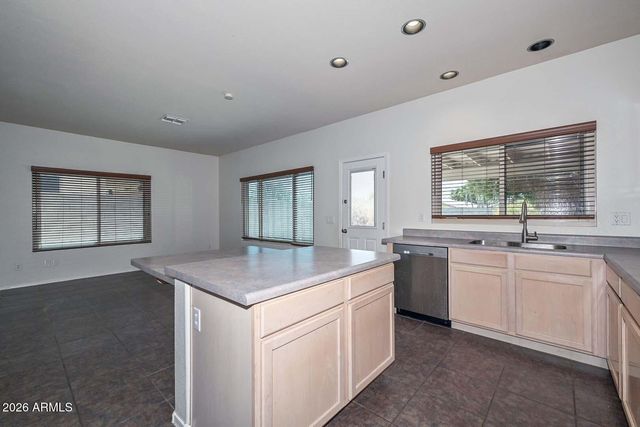 6615 W EL CORTEZ Place, Phoenix, AZ 85083