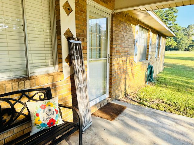 2689 S Hwy 35, Foxworth, MS 39483