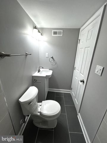 2815 E CHASE ST, Baltimore, MD 21213