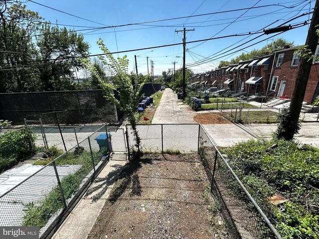 2815 E CHASE ST, Baltimore, MD 21213