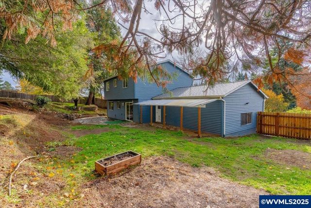 5250 Forest Glen Ct SE, Salem, OR 97306