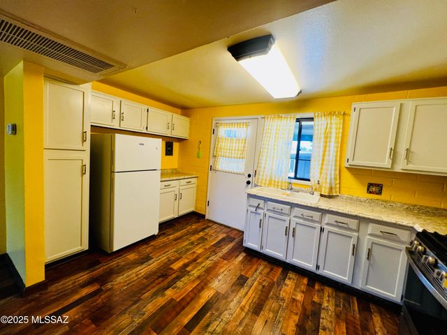 277C S Paseo Pena, Green Valley, AZ 85614