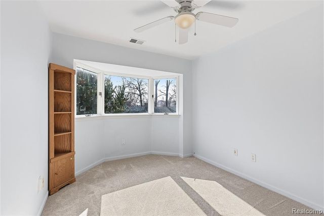 253 Pinewood Circle, Plymouth, MI 48170