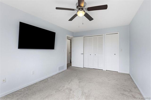 253 Pinewood Circle, Plymouth, MI 48170