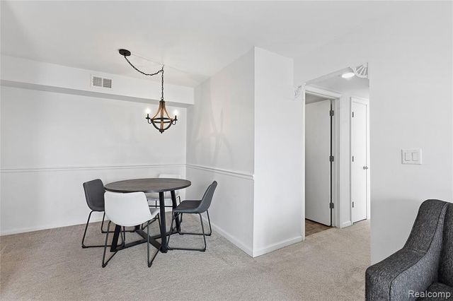 253 Pinewood Circle, Plymouth, MI 48170