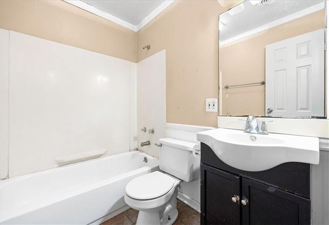 8601 E 114th Terrace, Kansas City, MO 64134