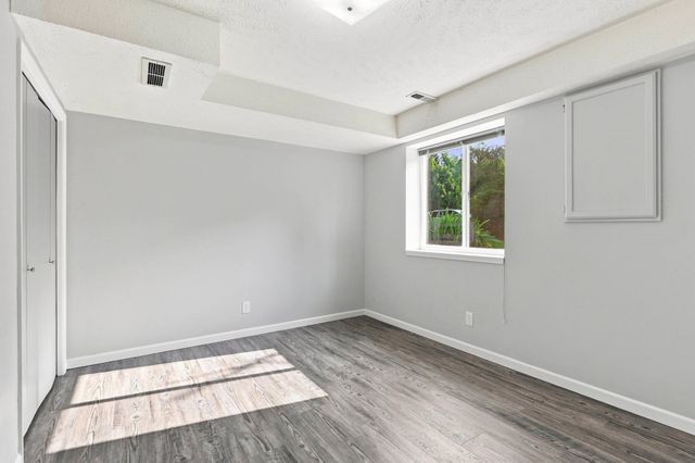 12118 E 37th Ct, Spokane Valley, WA 99206