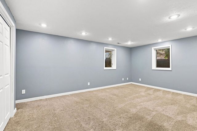 12118 E 37th Ct, Spokane Valley, WA 99206