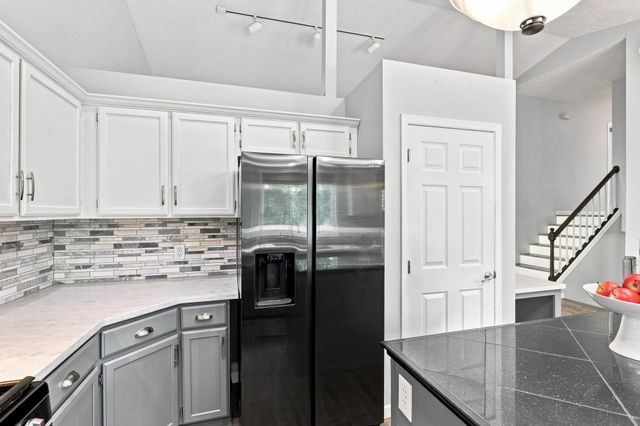 12118 E 37th Ct, Spokane Valley, WA 99206
