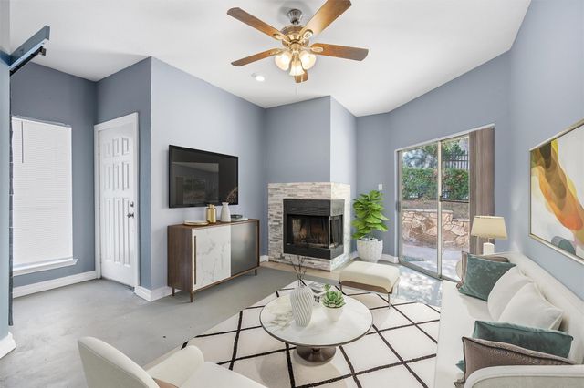 2450 Wickersham LN 101, Austin, TX 78741