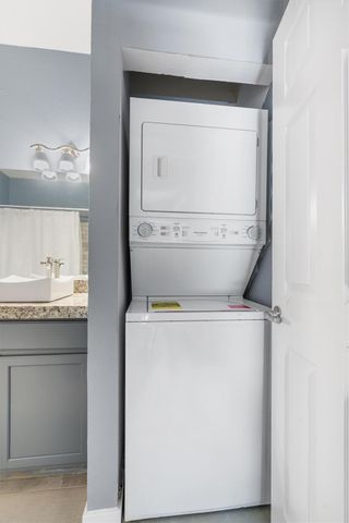 2450 Wickersham LN 101, Austin, TX 78741