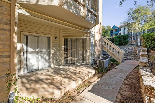 2450 Wickersham LN 101, Austin, TX 78741
