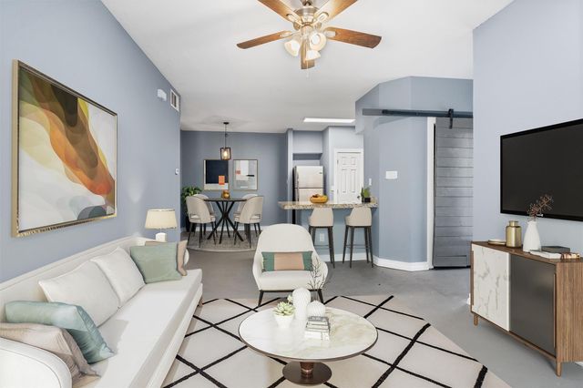 2450 Wickersham LN 101, Austin, TX 78741