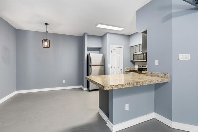 2450 Wickersham LN 101, Austin, TX 78741