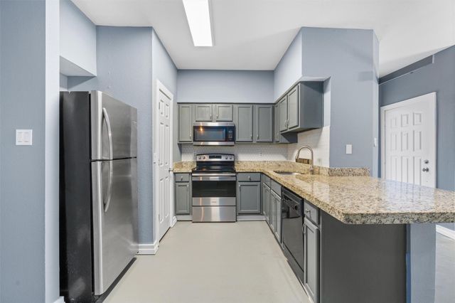 2450 Wickersham LN 101, Austin, TX 78741