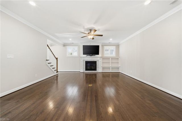 4413 Taylor PL, Virginia Beach, VA 23455