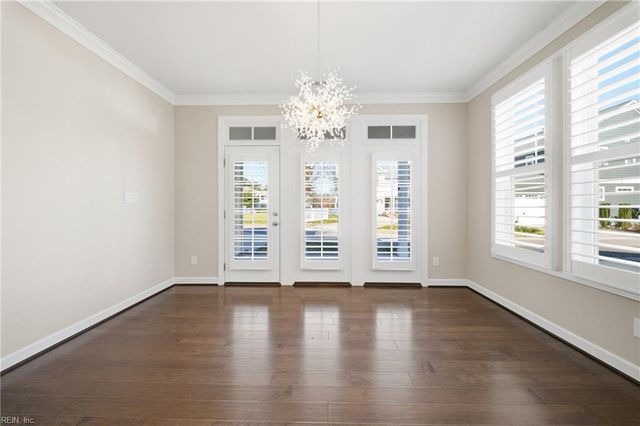 4413 Taylor PL, Virginia Beach, VA 23455