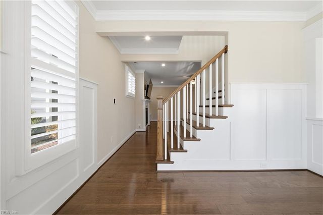 4413 Taylor PL, Virginia Beach, VA 23455